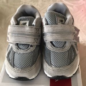 New Balance Velcro Sneakers